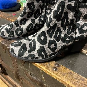 Leopard booties